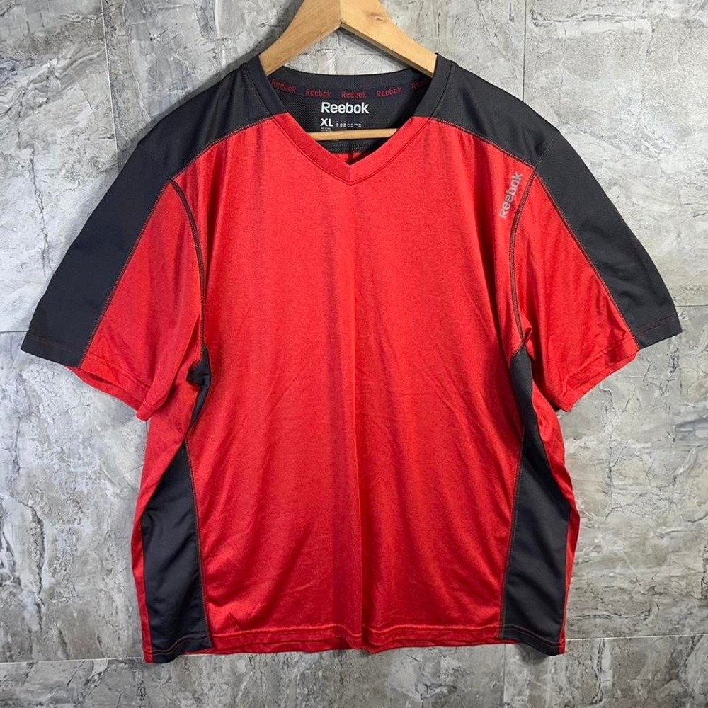 Reebok Red short sleeve shirt men's XL‎ 100% polyester #sportswear